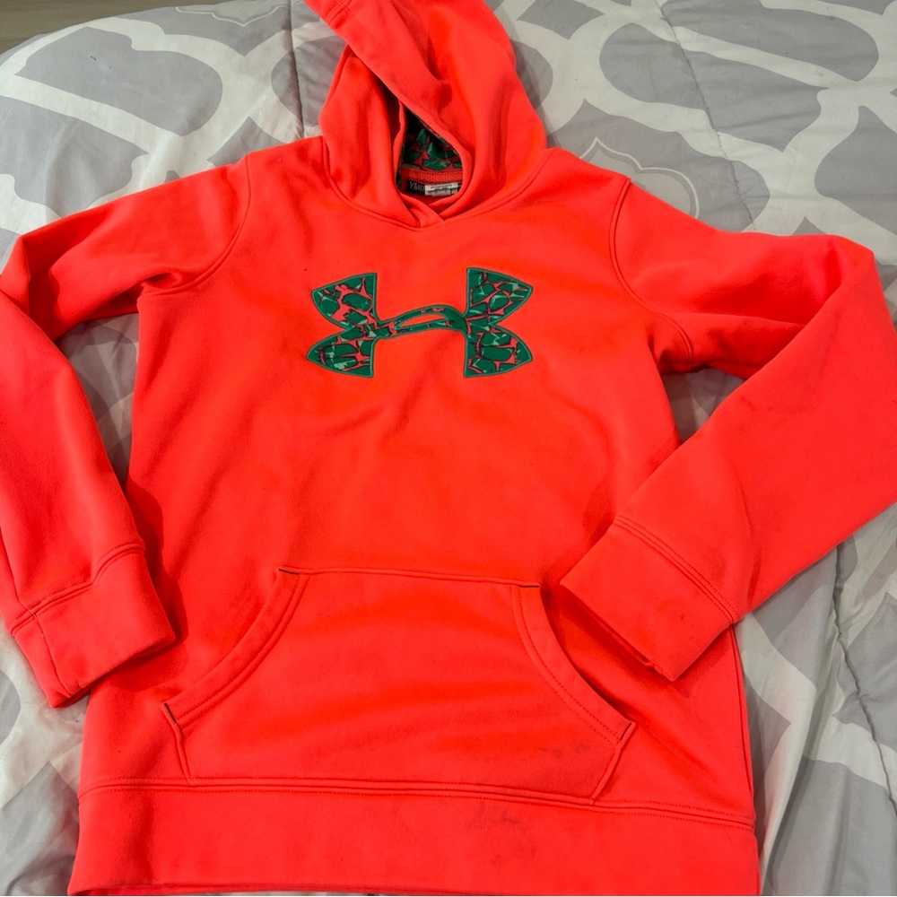 Under Armour oramgish-pink Hoodie with Green Logo youth medium
